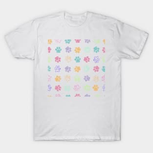 Colorful doodle paw print T-Shirt